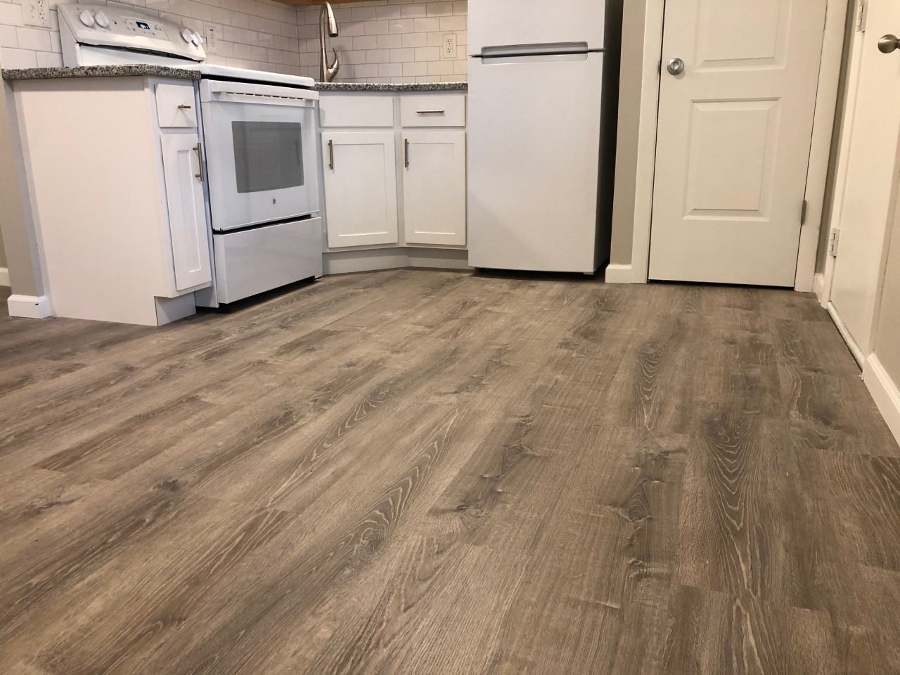 Crestwood Apartments photo 17